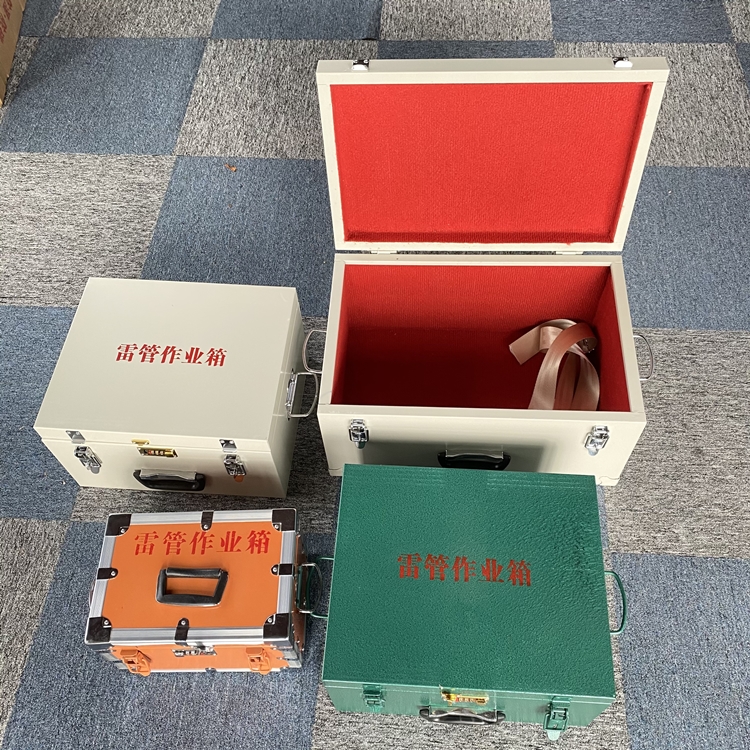 林口爆破工程作业箱如何选择？玻璃钢与传统材质的全面对比